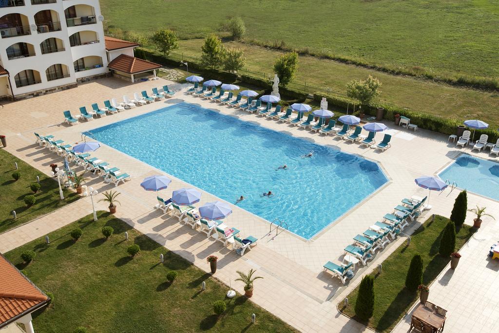 Sunrise Resort- Aparthotel 4*