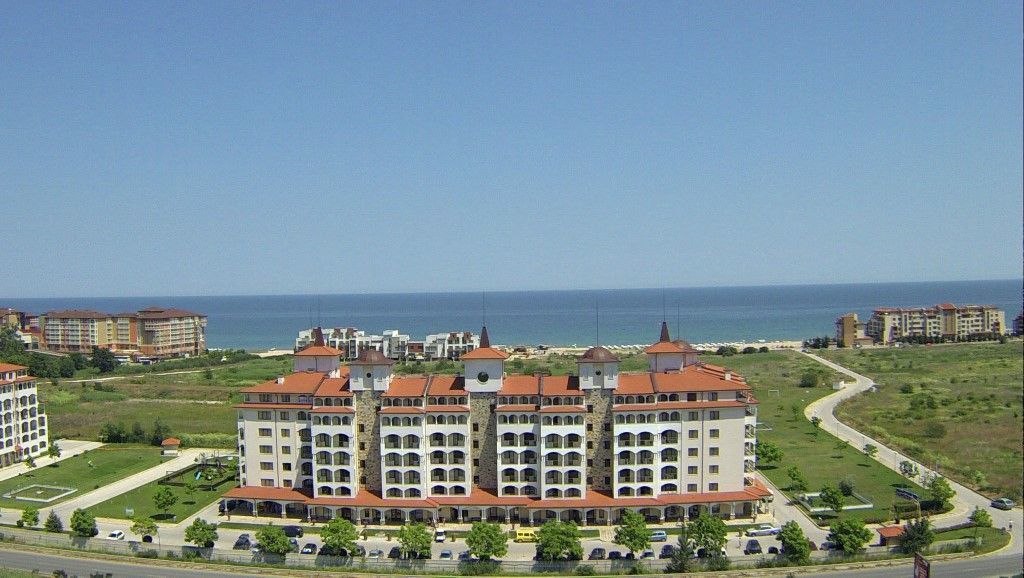 Sunrise Resort- Aparthotel