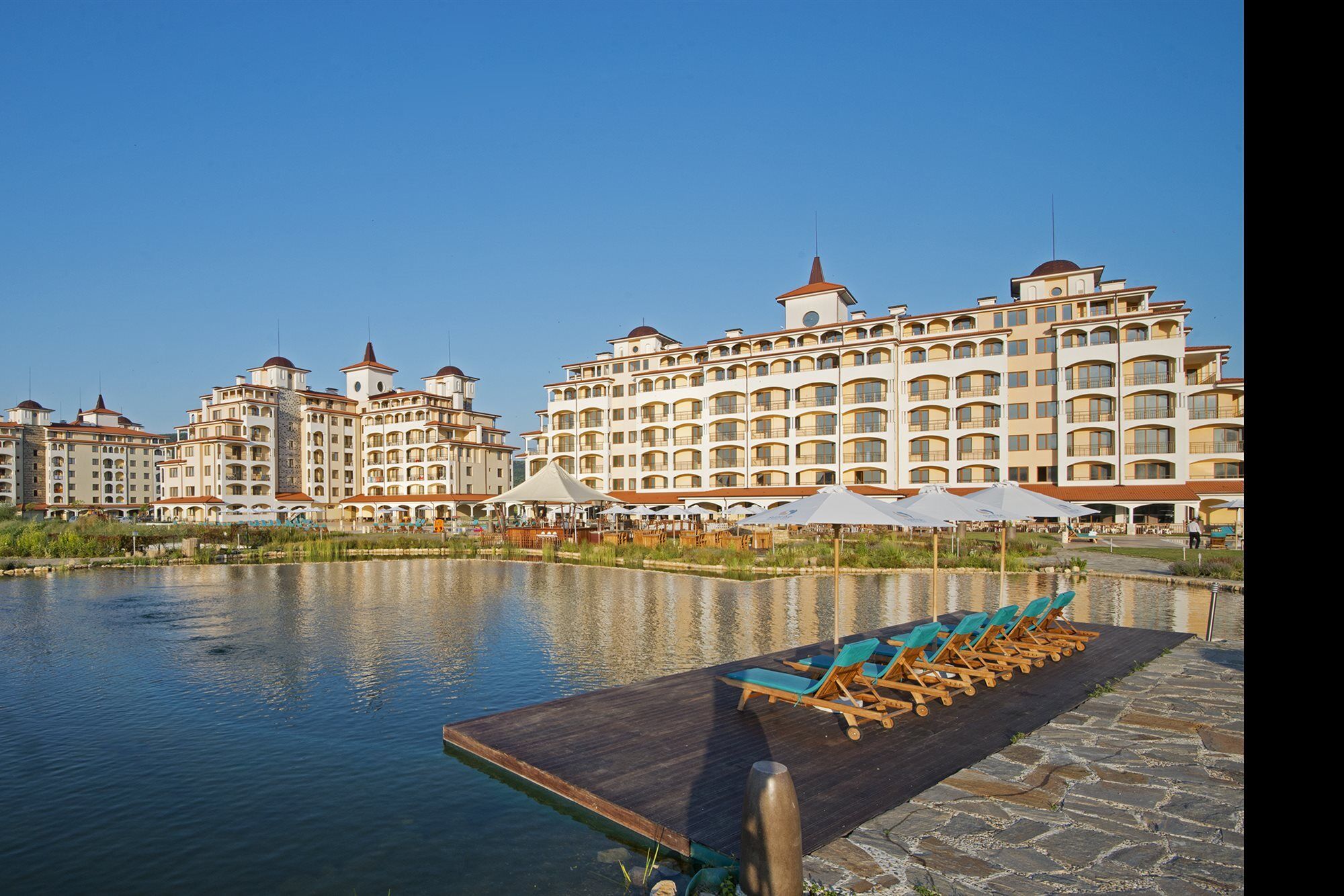 Sunrise Resort- Aparthotel